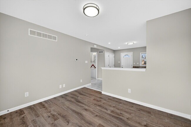 8025 Waddell Ave in St. Louis, MO - Building Photo - Building Photo