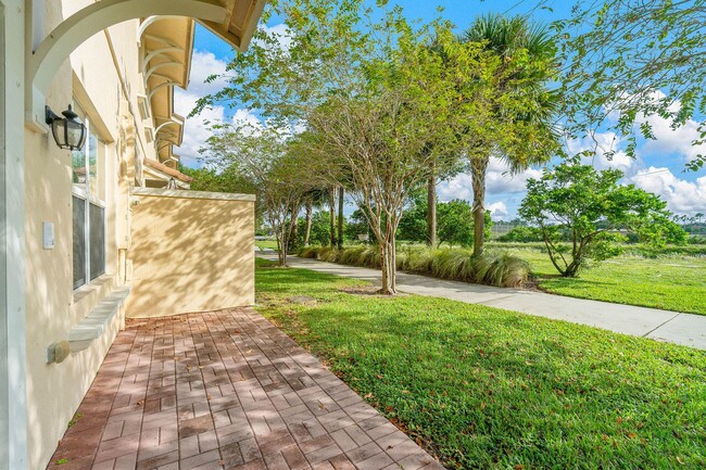 1802 Via Sofia in Boynton Beach, FL - Building Photo - Building Photo