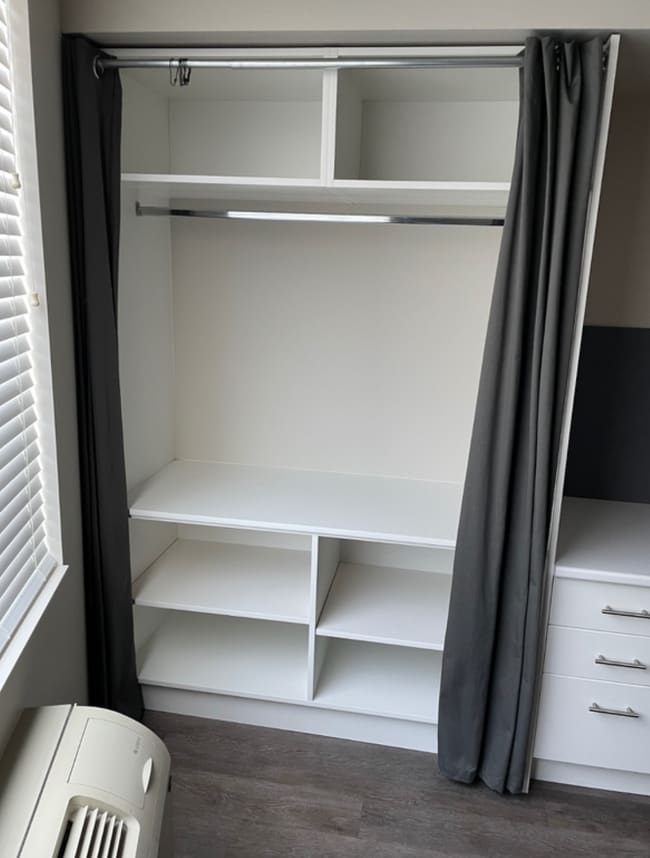 802 Academy Way in Kelowna, BC - Building Photo - Building Photo