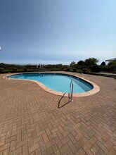 219 E Grand Ave, Unit 3C in Old Orchard Beach, ME - Foto de edificio - Building Photo