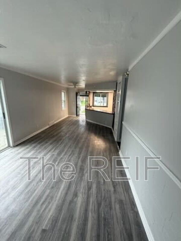 3111 Colorado Ave in Flint, MI - Building Photo - Building Photo