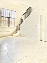 2740 W 62nd St in Hialeah, FL - Building Photo - Building Photo