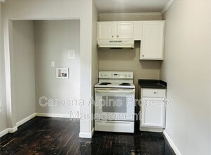 615 Dr M.L.K. Jr. Way in Gastonia, NC - Building Photo - Building Photo