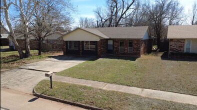 3024 Hillside Dr in Del City, OK - Building Photo - Building Photo