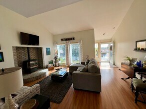 4764 S Golf Course Dr in Blaine, WA - Building Photo - Building Photo