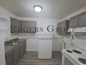 803 Roberson St in Henderson, NC - Building Photo - Building Photo