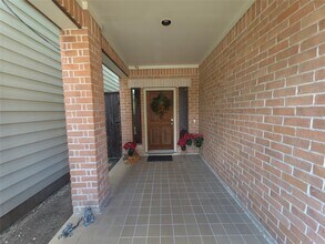 3574 Link Valley Dr. in Houston, TX - Building Photo - Building Photo