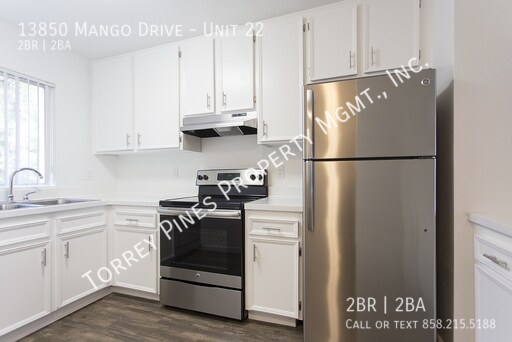 13850 Mango Dr in Del Mar, CA - Building Photo