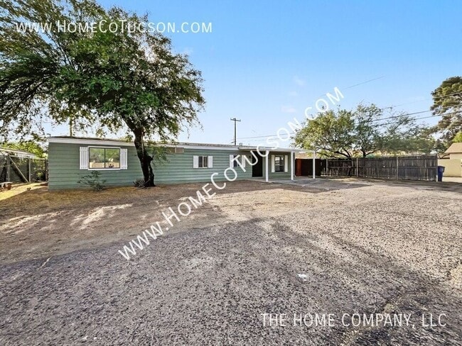 2548 E Glenn St in Tucson, AZ - Building Photo - Building Photo