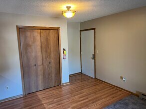 2604 4th Ave NE, Unit 2 in Rochester, MN - Foto de edificio - Building Photo