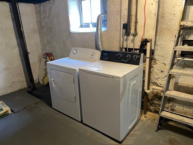 163 Fellsway W, Unit 1 in Medford, MA - Building Photo - Building Photo