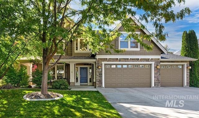 property at 2517 E Mariposa Dr