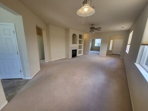 353 Royal Troon Dr in Dayton, NV - Building Photo - Building Photo