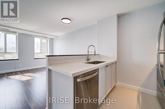 property at 135 Maitland St