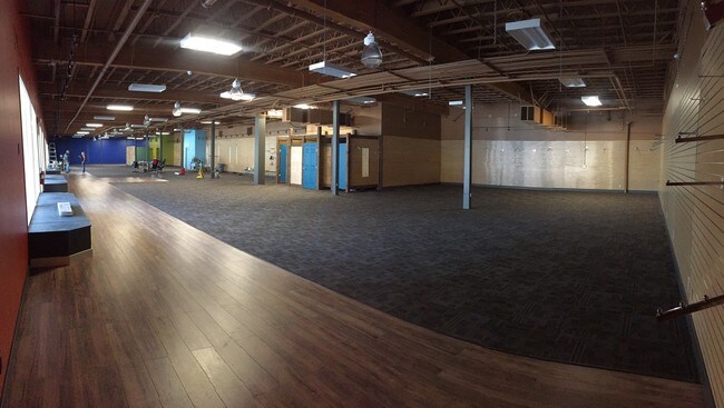 Cottonwood Plaza