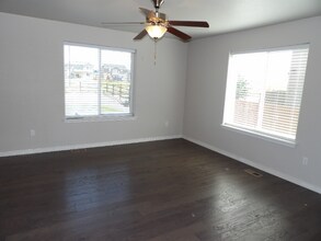 13534 Park Gate Dr in Peyton, CO - Building Photo - Building Photo