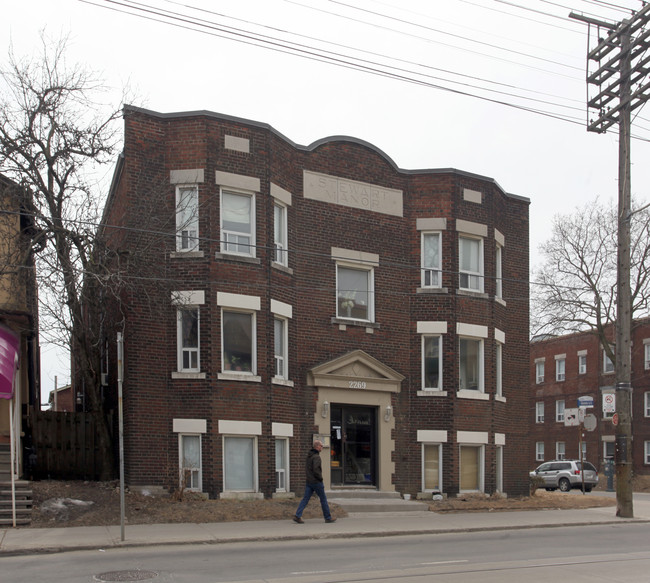 2269 Queen St in Toronto, ON - Building Photo - Building Photo