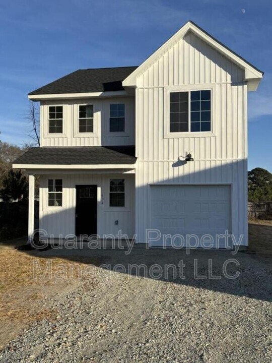 101 St Matthews Rd in Erwin, NC - Building Photo