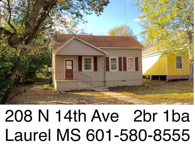 property at 208 N 14th Ave