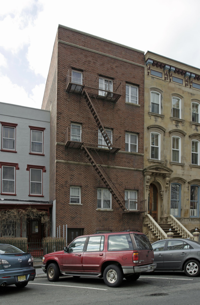 216 Hudson St in Hoboken, NJ - Building Photo - Building Photo