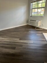 8346 Mulligan Cir, Unit 2021 Side B in Port St. Lucie, FL - Foto de edificio - Building Photo