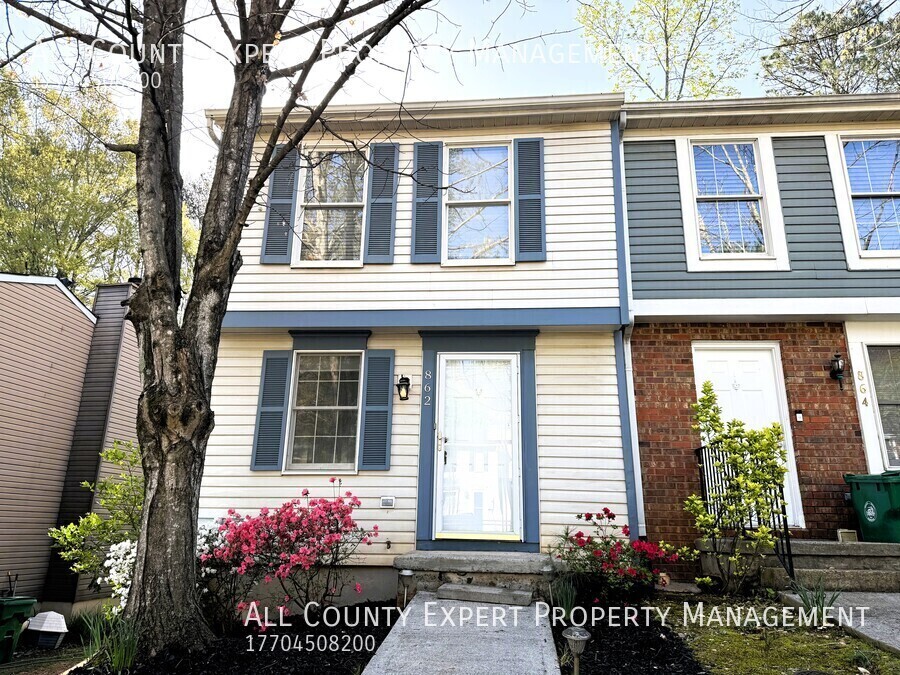 862 Regal Path Ln in Decatur, GA - Building Photo