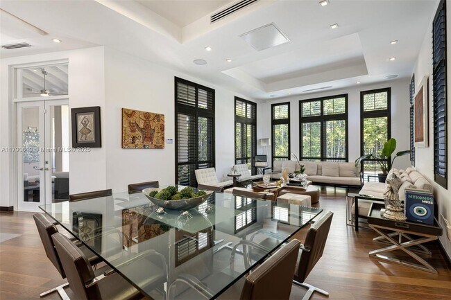 765 Allendale Rd in Key Biscayne, FL - Building Photo - Building Photo