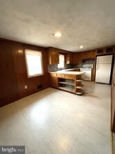175 Westcott Ave in Hamilton Township, NJ - Building Photo - Building Photo