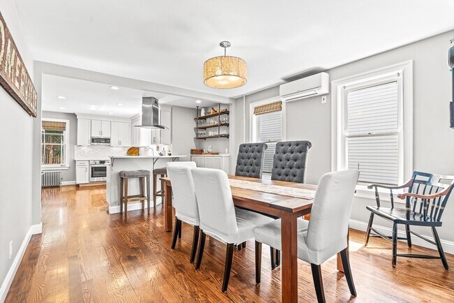 127 Josephine Ave, Unit A in Somerville, MA - Building Photo - Building Photo