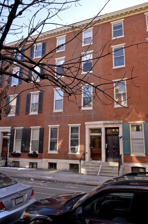 1712 Pine St in Philadelphia, PA - Building Photo