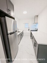 1728 N Sierra Bonita Ave in Pasadena, CA - Building Photo