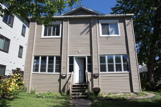 property at 620 11th Ave SE