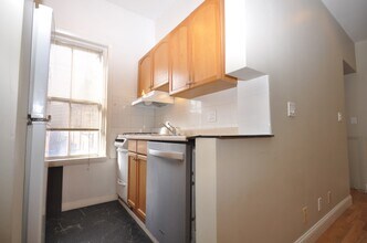 261 Beacon St, Unit 33 in Boston, MA - Foto de edificio - Building Photo