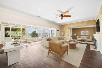 33 Vía Casitas in Bonsall, CA - Building Photo - Building Photo