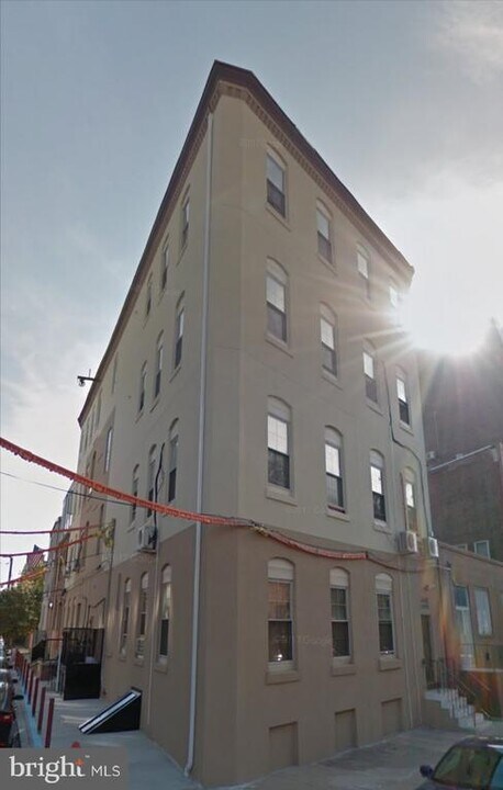 1020 Hamilton St in Philadelphia, PA - Building Photo
