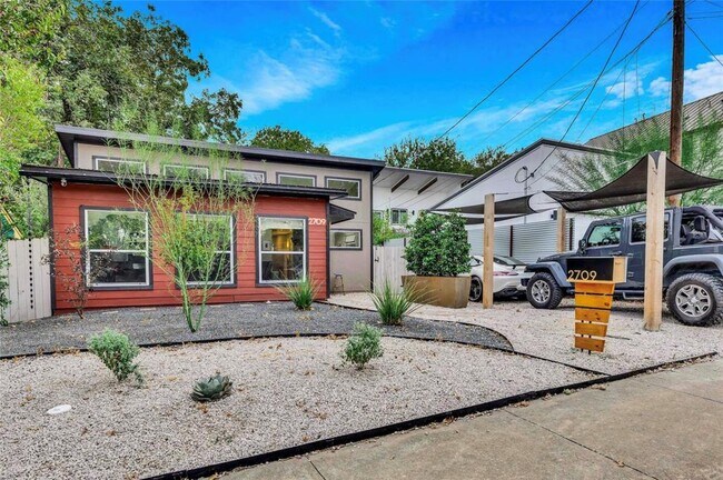 property at 2709 Lyons Rd