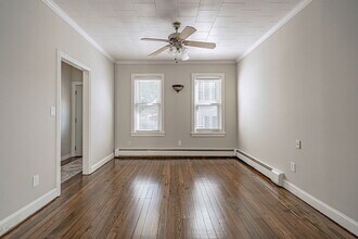 327 Arch St in Bethlehem, PA - Building Photo - Building Photo