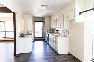 1209 Olmos Creek Pl in Denton, TX - Building Photo - Building Photo