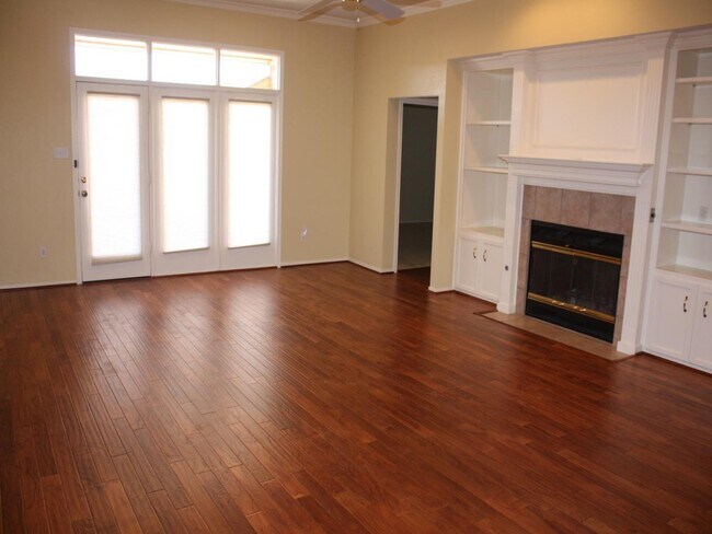 5301 69th St in Lubbock, TX - Building Photo - Building Photo
