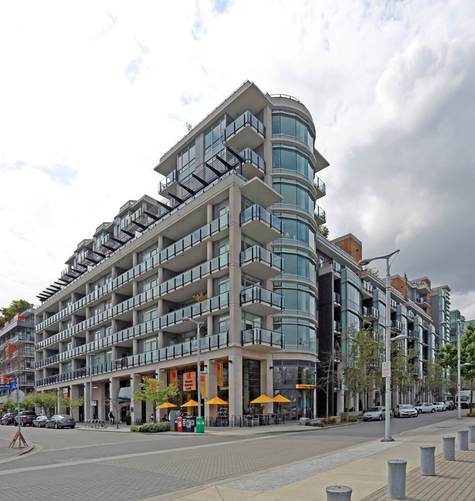 Shoreline - Village on False Creek in Vancouver, BC - Building Photo