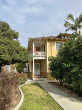 3855 11th St in Riverside, CA - Foto de edificio - Building Photo