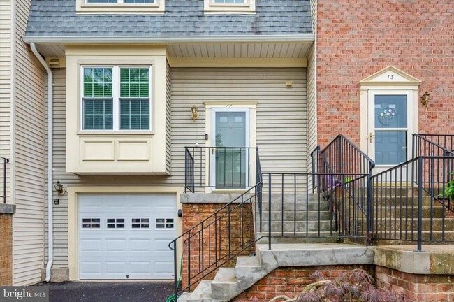 11 Lazy Hollow Way in Gaithersburg, MD - Building Photo - Building Photo