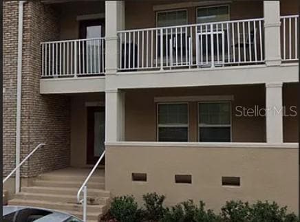 property at 1542 W Lemon St