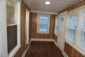 210 Center St in Dundalk, MD - Building Photo - Building Photo