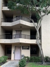 10551 W Broward Blvd in Plantation, FL - Foto de edificio - Building Photo