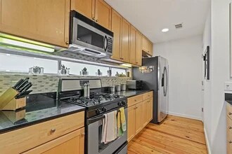 2809 Crawford St in Houston, TX - Foto de edificio - Building Photo