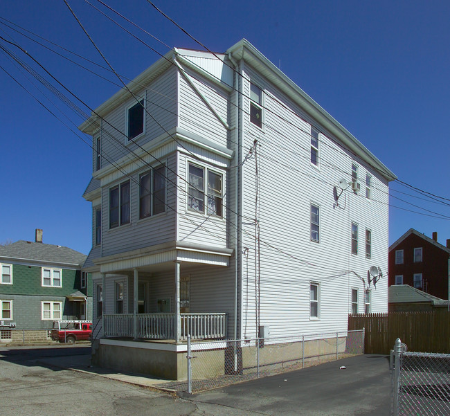 262 Wilbur St in Fall River, MA - Building Photo - Building Photo