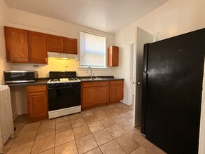 6808 S East End Ave in Chicago, IL - Building Photo - Building Photo