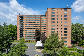 The Woodland in Hartford, CT - Foto de edificio - Building Photo