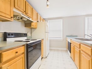 2210 Kensington St in Harrisburg, PA - Building Photo - Building Photo